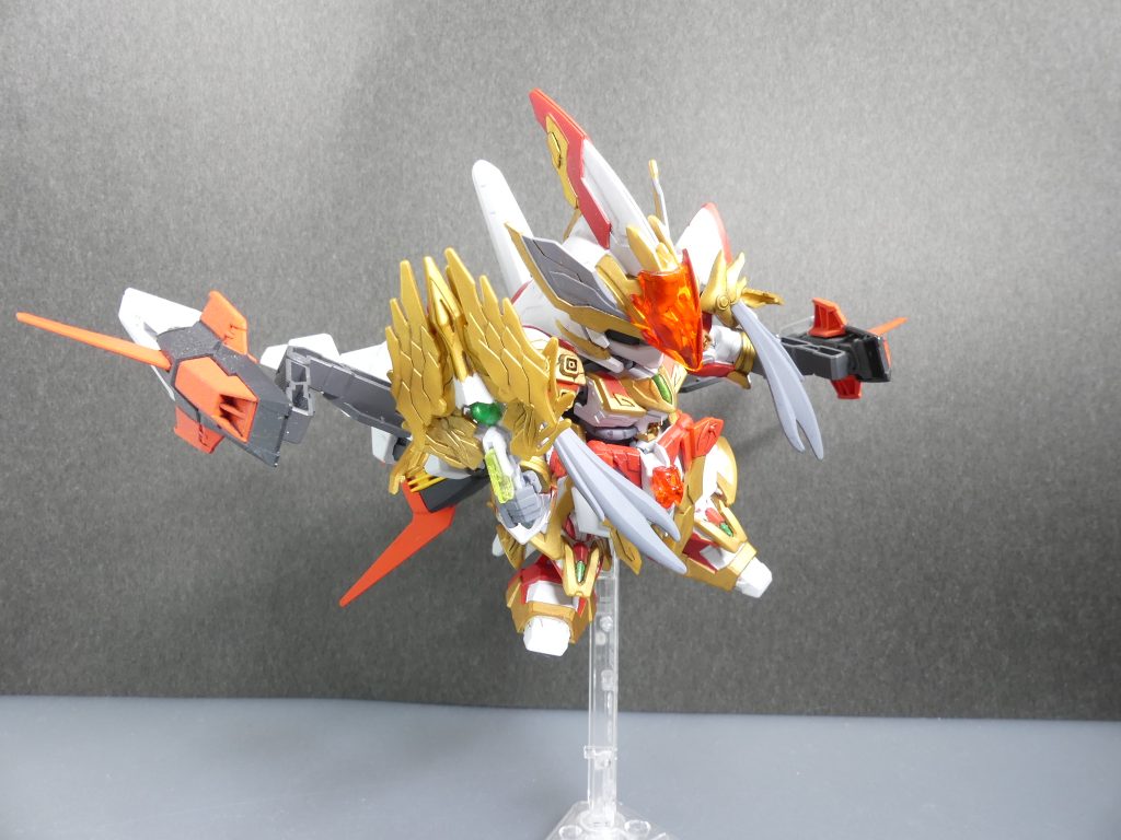 月光亭司馬懿サザビー ノーザンストライカー装備:かつてのヒロトに倣い?一度に二個までのストライカーを持って行けるアルとコウメ(ブルーバードのエネルギー量によってはもう一つ行ける)。ノーザンストライカーをSDに装備しての「奇襲」が功を奏した勝利だった。おまけのシュンノウさん。背中の穴にノーザンストライカーを挿したのみ。【次回予告予定】リライズコン2作目・・・うん。利休とこれを余分に作ったため次は夏まで休みそうです。シュヴァルベ・ドロッセル。