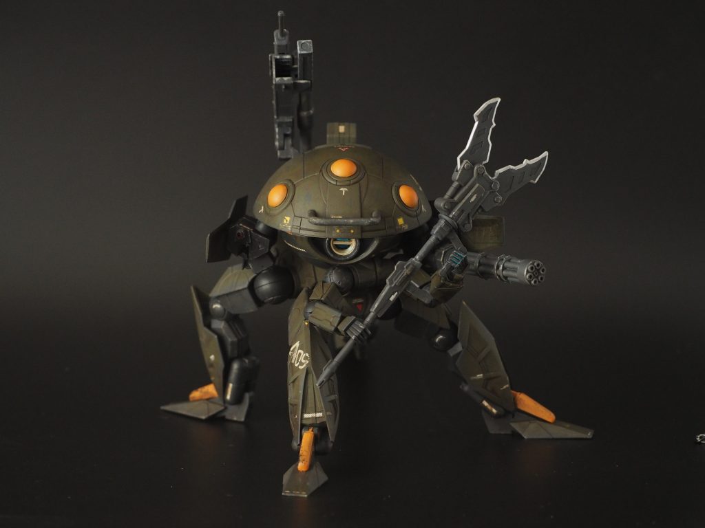 腕はもちろん接近戦のために。バスターフェダーインライフルを手持ちにして、凶悪武器として使わせていただきます。