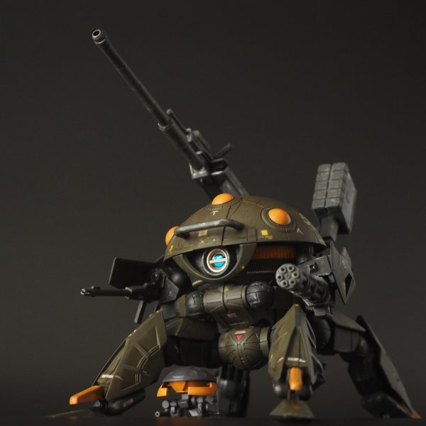 ００６　四脚歩行式丸屋根型機械人形「4DOME（ヨドム）」＆ 自律型自由行動機械人形「FLAT（ふらっと）」