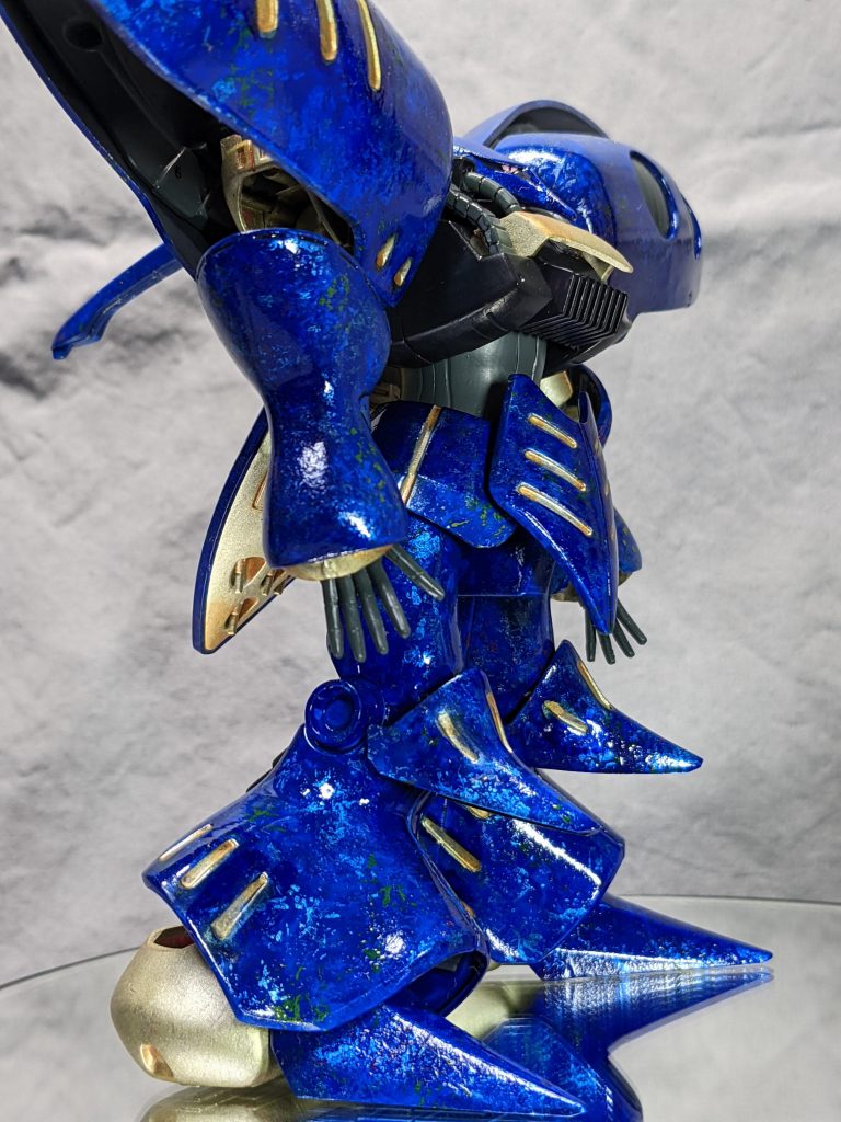 製作中はカラーリングミスったかなあ、とも思いましたが、出来上がったらまあ、なんとか見れるようになったかと。