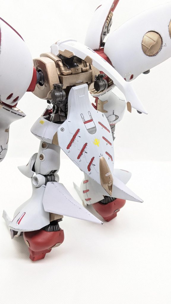 背面   今後、コンバートボディ（ことぶきや）を使って改造していきたいので、背中に取り付け部を付け足しています。