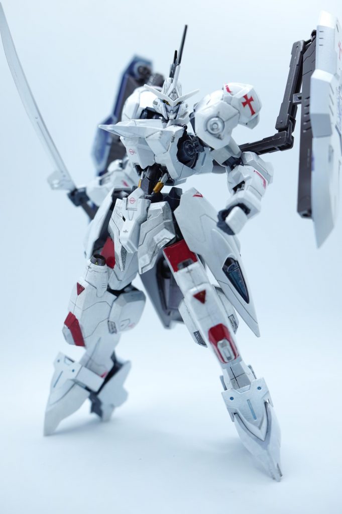 今回は色々ミスが多かったんですが、トップコート吹いてる時にパーツをベランダから落っことすという最大のミスを犯しました。幸いにも破損はなかったんですが、土とかベッタリ付いて大変だった…