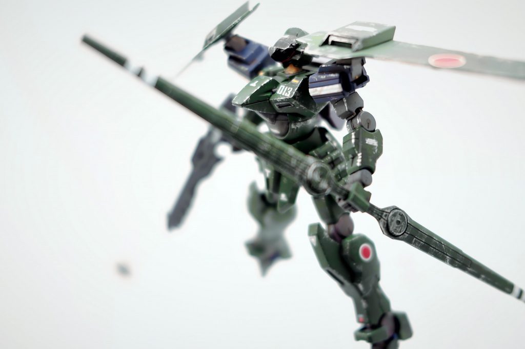 ジャベリンもすり傷だらけにしました。使い込んでますね。