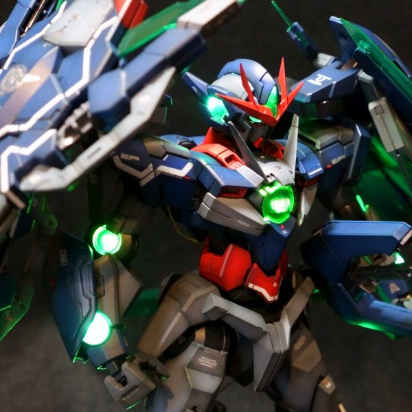 MG OOQフルセイバー(LIGHTING MODEL)