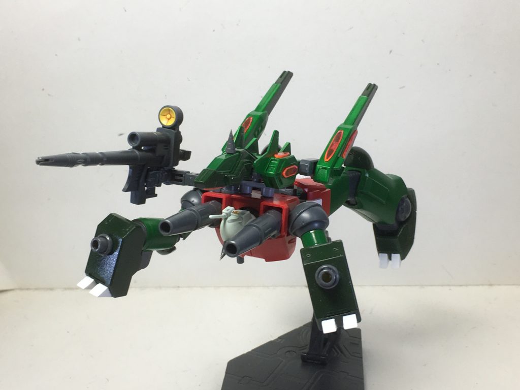 この形態で駆け回る姿。