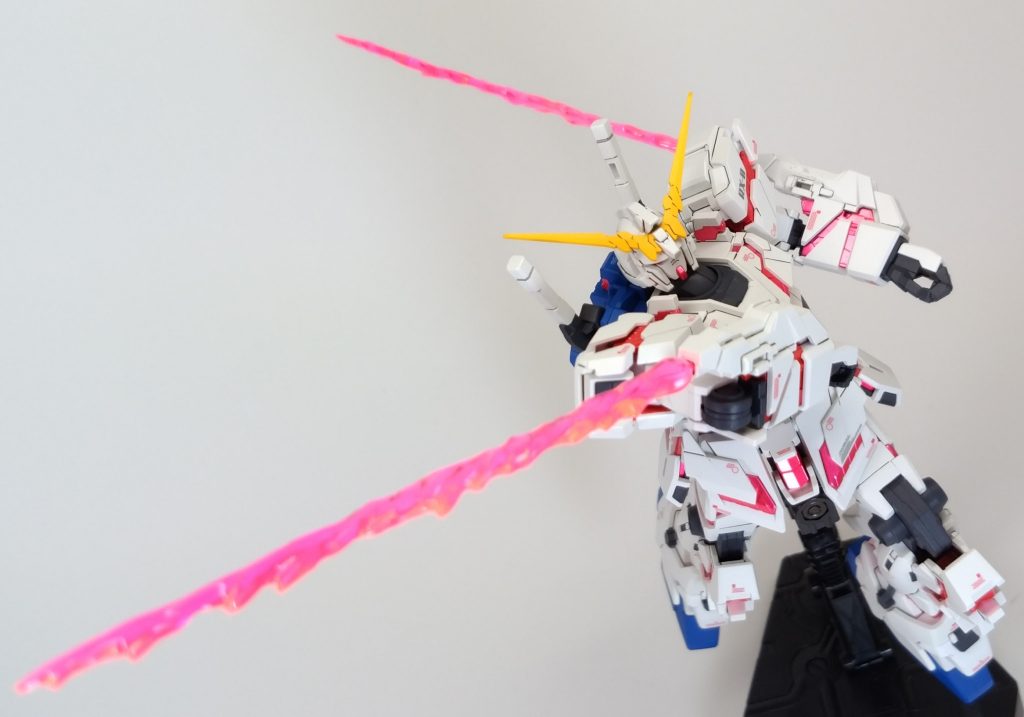 HGUC ユニコーンガンダム(DM)–4枚目/制作者：しろもももぐ