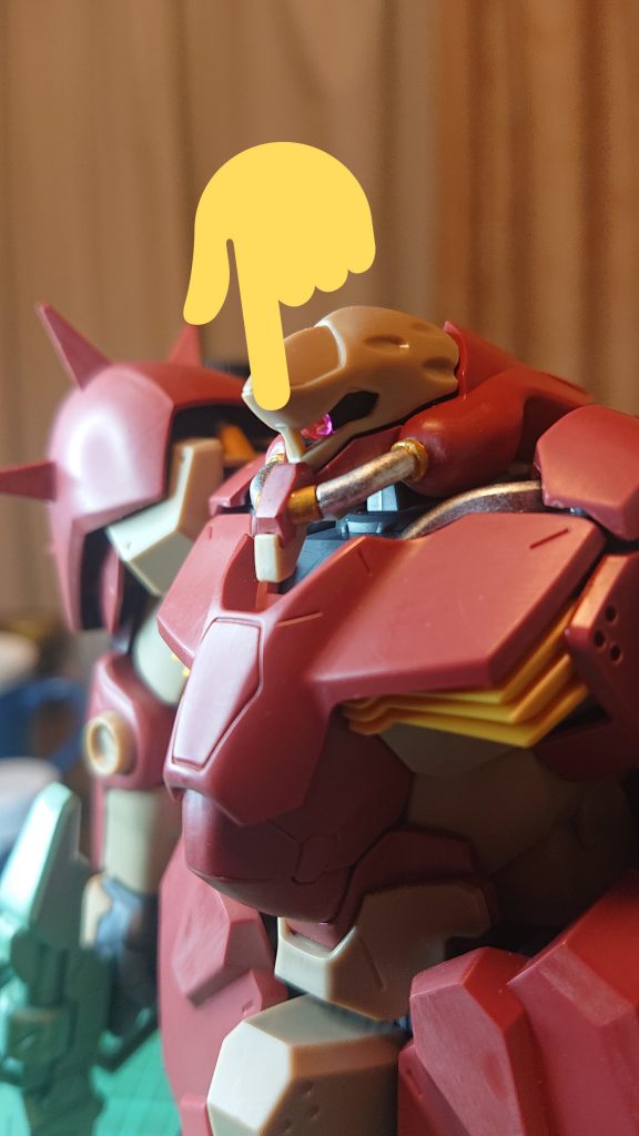 モノアイはラインストーンを使用してます。