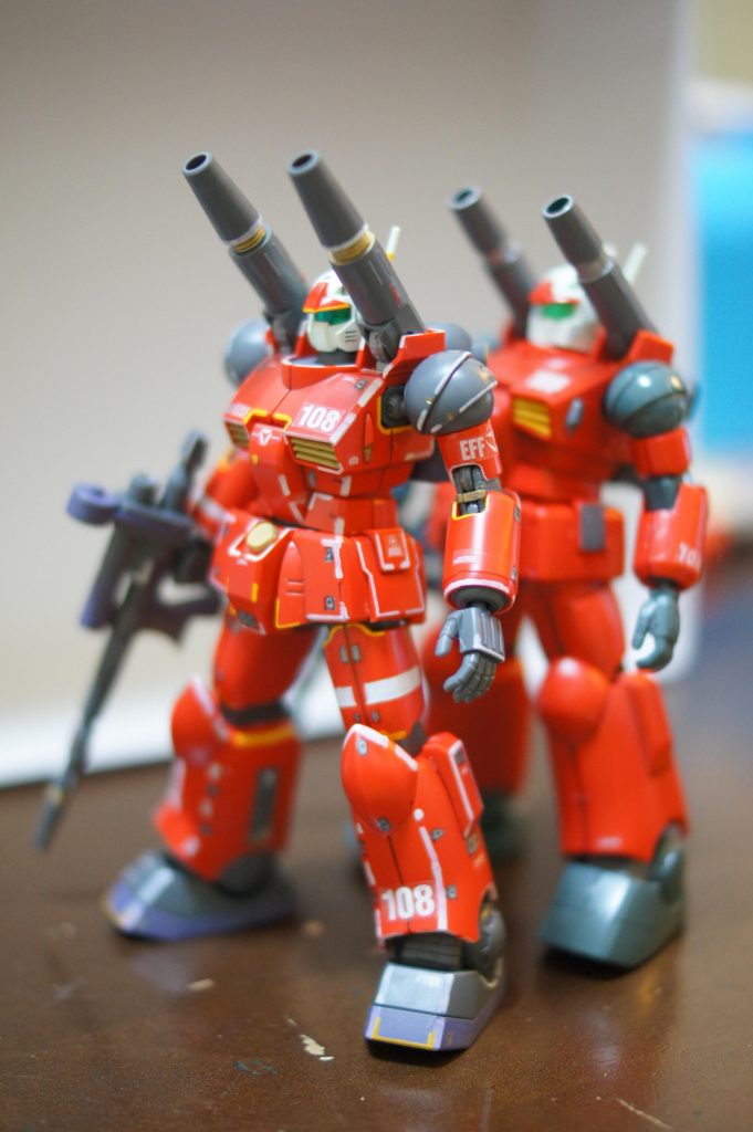 エッジをガンダムマーカーでなでて、お手軽マーキングアップで見ないでね