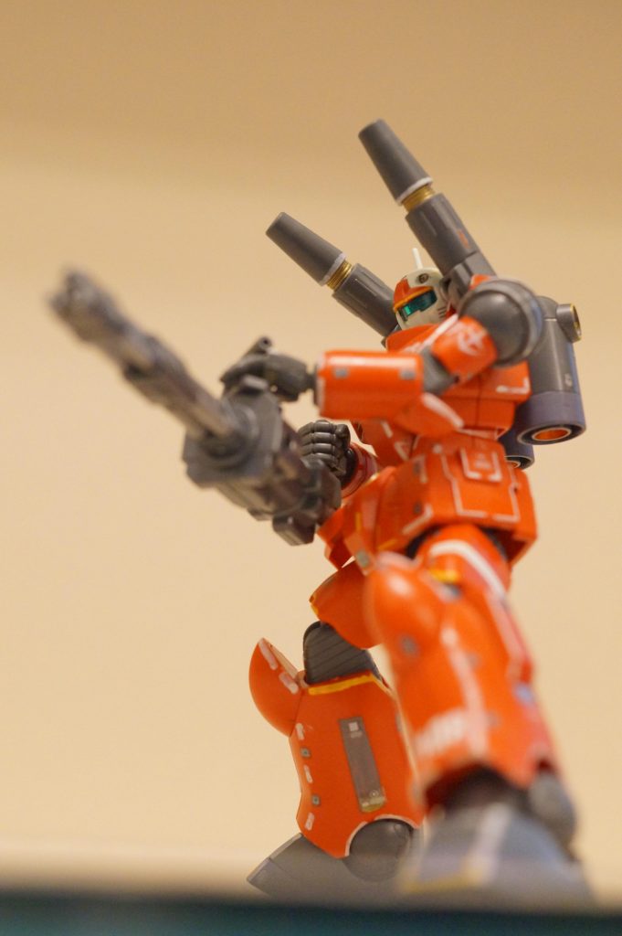 重武装とアオリがよく似合う