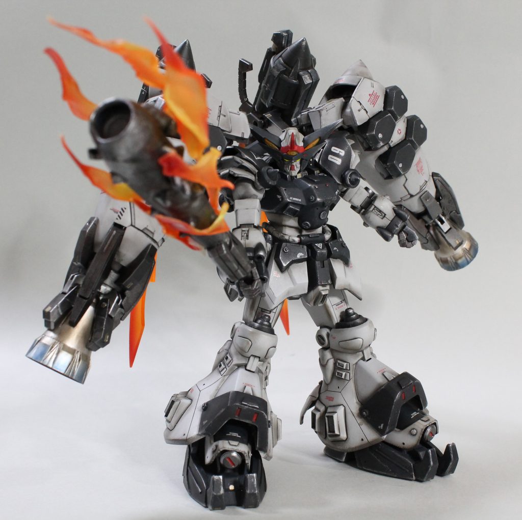 そんな『羅刹金砕棒』を強靭なパワーで振りかざすと、怨念となった血(オイル)に火がつき打突武器が更にパワーアップし次なる敵を撃破していく!