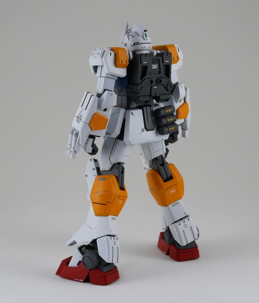 ガンダムEz-SR ライトアーマー–3枚目/制作者：ゆー