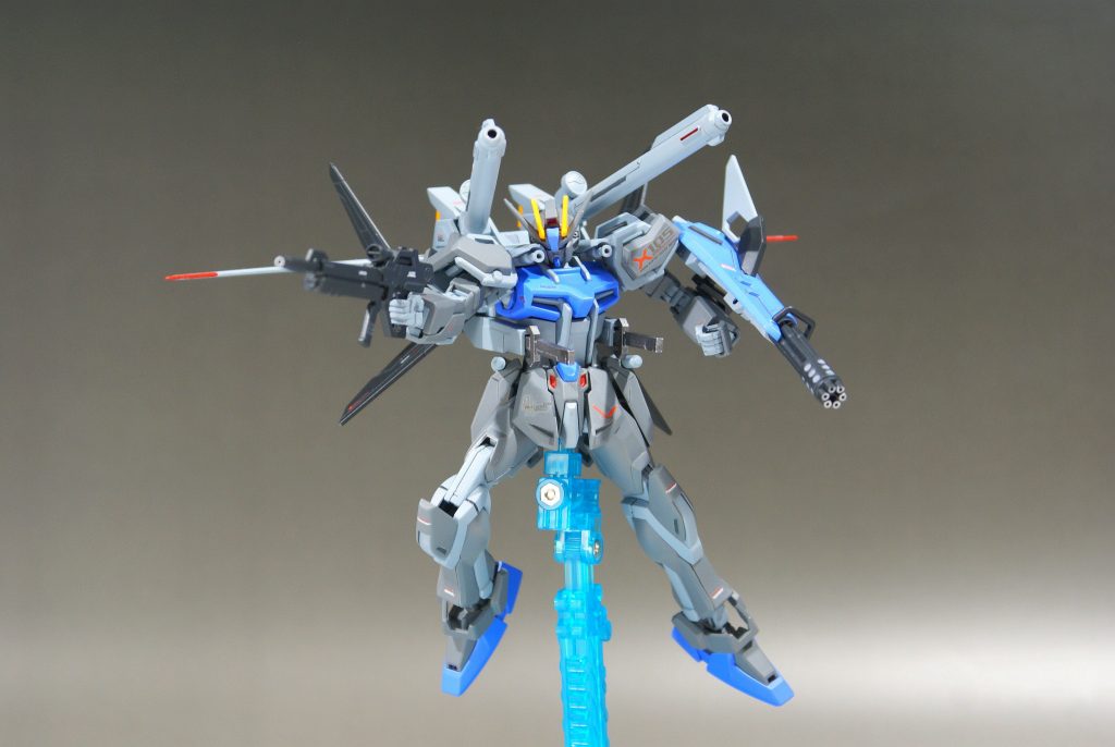 前回、撮影した時より射撃ポーズがうまく取れました。