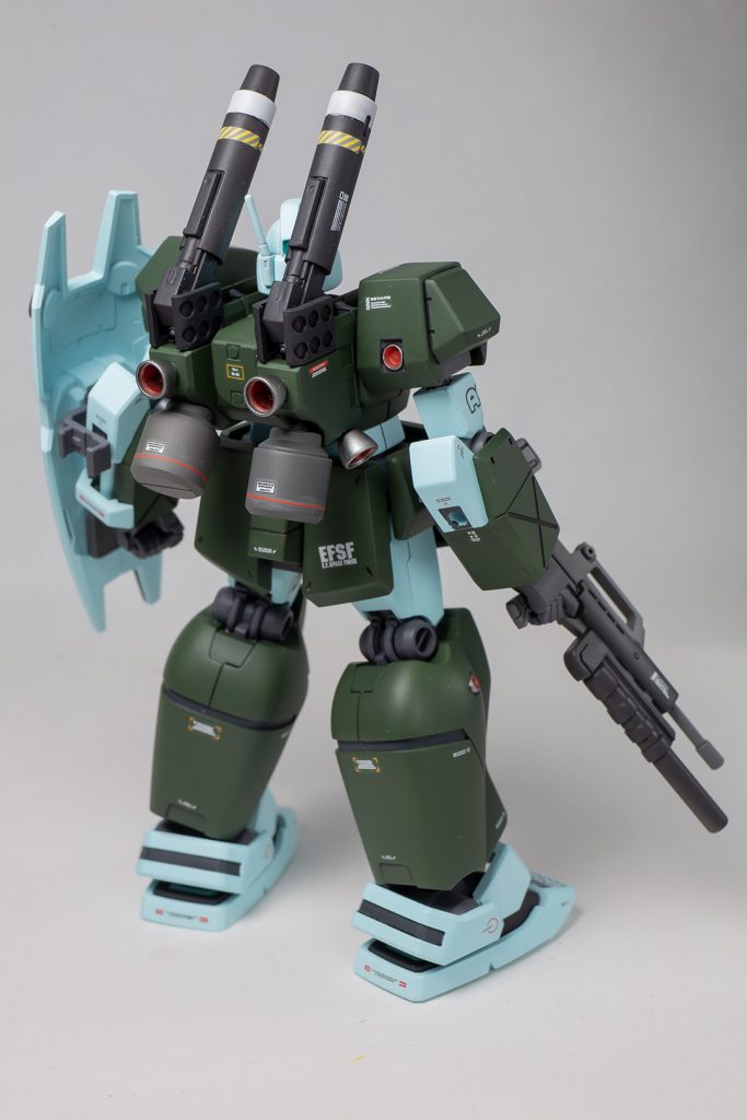 シールドの裏は手を抜いちゃいました。。。