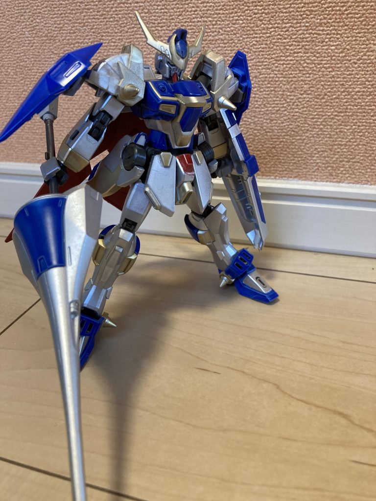 塗装の塗り分け苦手で侵食されている箇所がありますが、何も見てないことにしてください(笑)後ハメ?加工が出来るようになれば塗り分けもやりやすくなるんだろうなぁ…。取り返しがつかなくなるミスが怖くて出来ない(笑)その辺のスキルは、ゆーっくり少しずつ身につけていきます(笑)最後まで見ていただきありがとうございました!