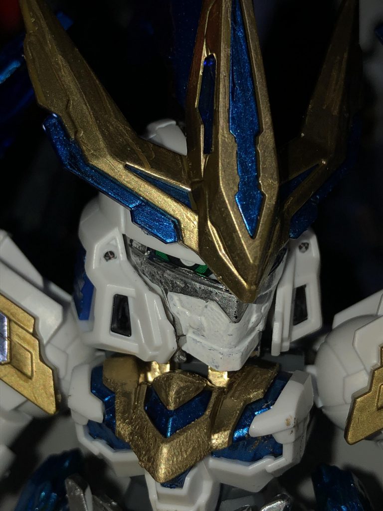 騎士ぽさ感じてお気に入りポイントですが根元折れてます…