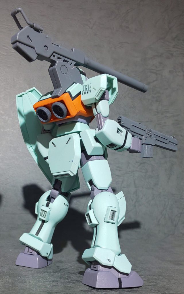 背面は手抜き。デカールも貼ってない。表に貼ったデカールはエルドラでドートレス作った時に用意。黒かグレーで迷ったが、黒で正解だつた。