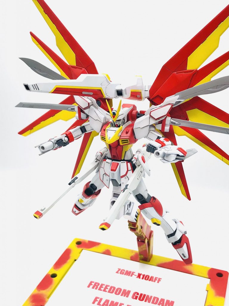 また、既存パーツでフレイムフェーダーの前身、フリーダムフェーダーを再現。