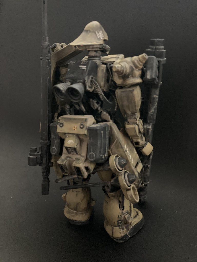 ラケーテンバズを改良、ロケットランチャーのシュツルムファウストを発射可能にし、効果抜群の破壊力です。