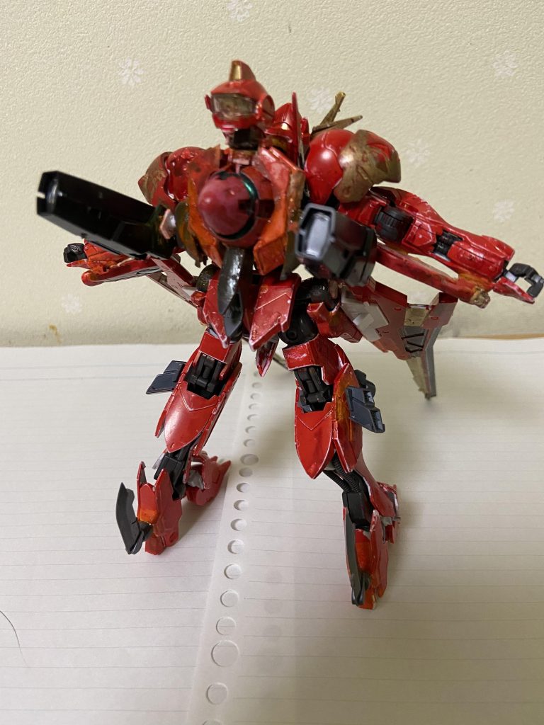 キャノン形態、リボーンズキャノンとは違い小型だが、連射することが可能キャノンの頭部にはフェイスマスクがついているがこれは粒子の影響で視界が歪むのを防ぐためである。