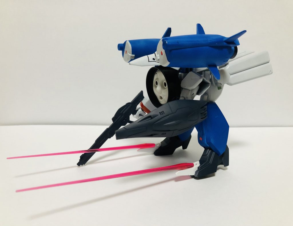 トーマス「え、ちょ、ナニコレ...?」