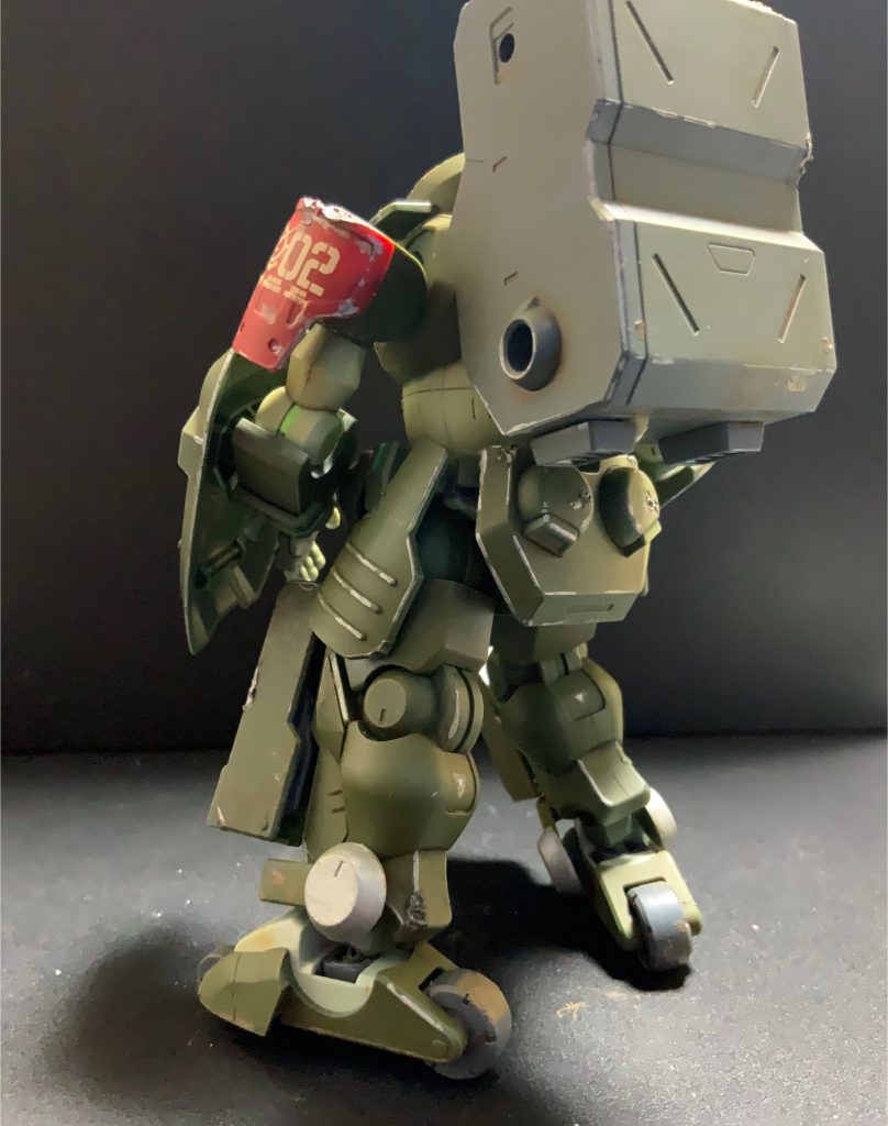 タミヤウェザリングスティックを少し使ってます