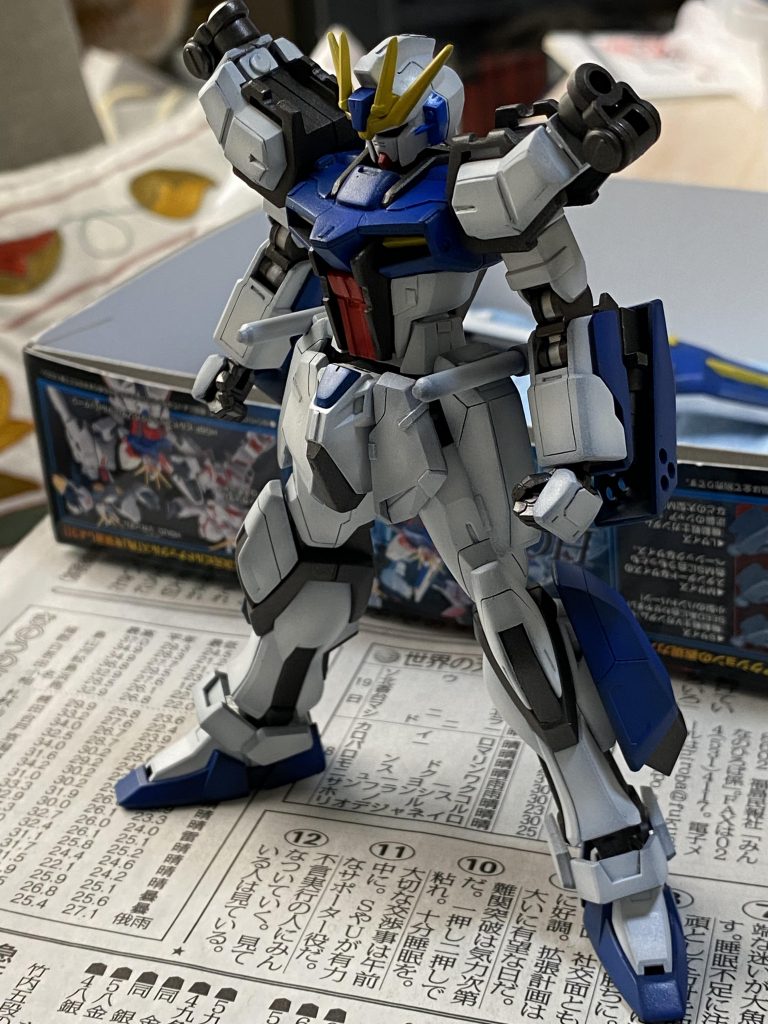 初のシャドウ吹き塗装。後にドライブラシやウェザリングを行ったのであまり陰影が目立たなくなったのかなあーと思いつつやり方はわかったのでまた勉強になりました。また挑戦してみたいですね。楽しいし(*^ω^*)