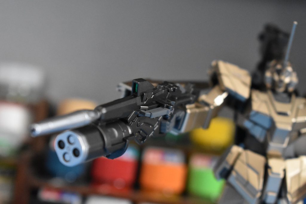 HGUC ユニコーンガンダムUM ゴールド–5枚目/制作者：しろもももぐ