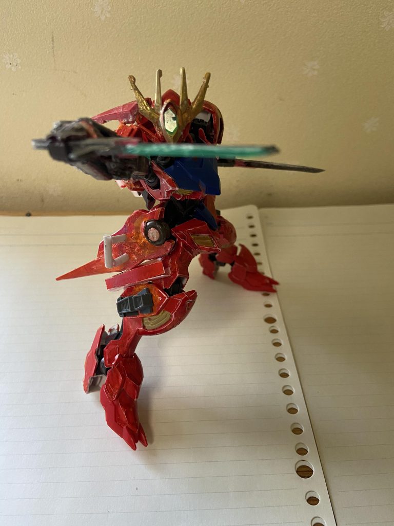 小太刀と刀はセットで使われ、二刀流で戦う太刀に比べ小型なので取り回しがいい。