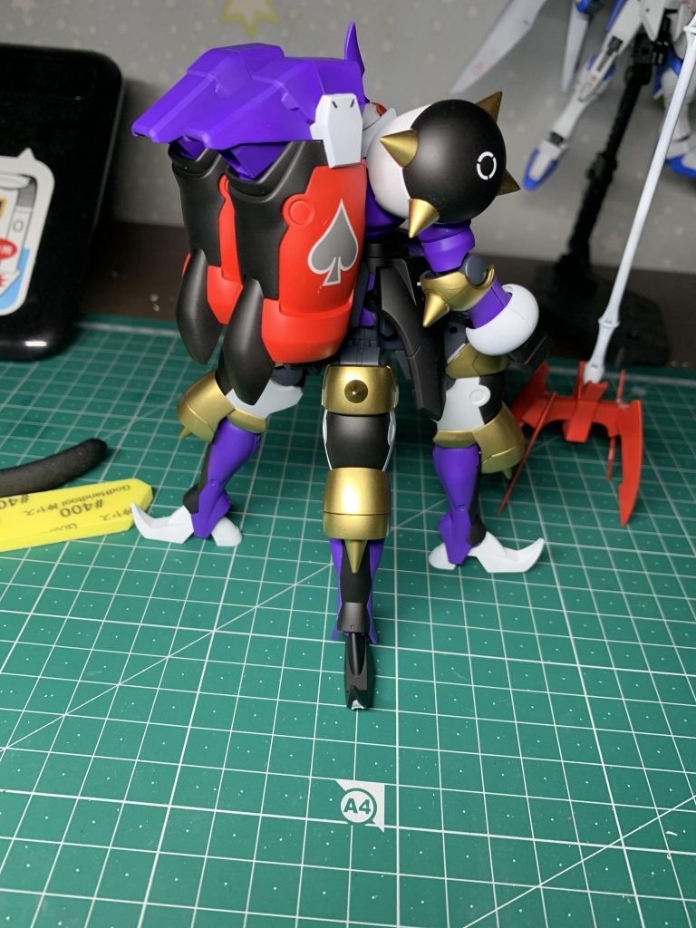 スペードマークを同じ側に貼り付けてしまうミスがありました笑