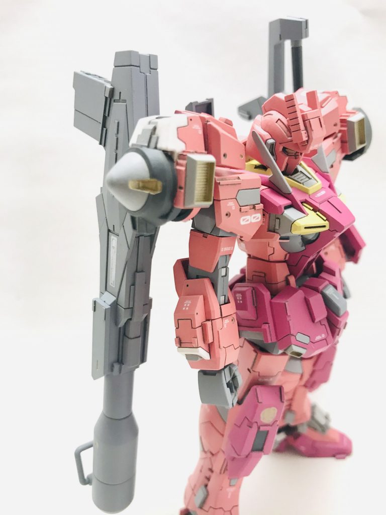 右半身。こっちは太陽炉です。選択式の有効活用です。コスト削減です。設定的にこれで動くのかは分かりません！