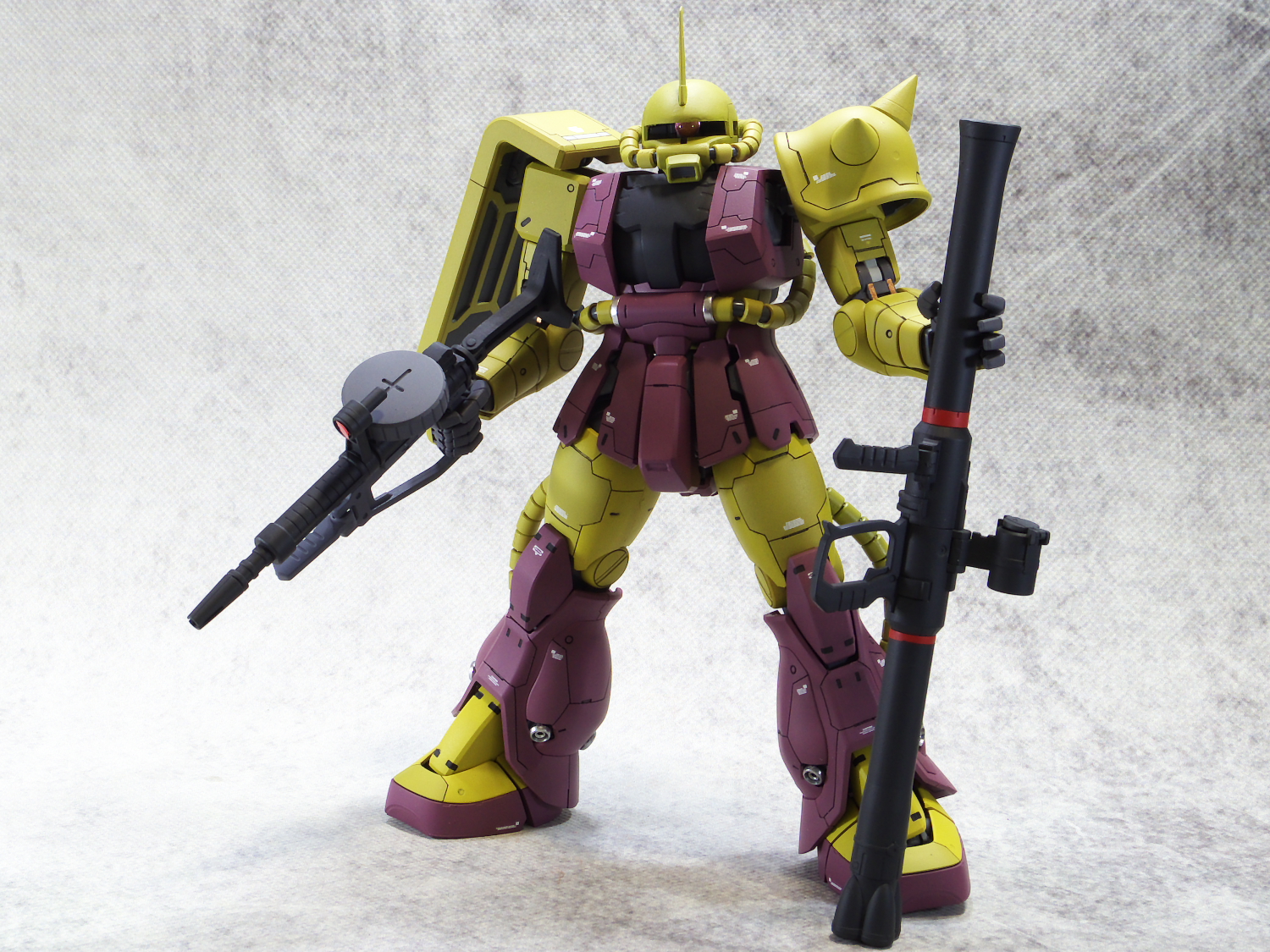 MG ザクⅡver.2.0 シーマガラハウ機｜guplafactoryさんのガンプラ作品｜GUNSTA（ガンスタ）