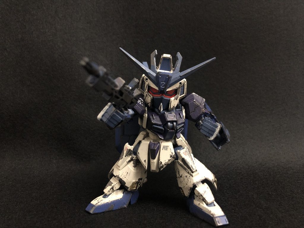 ライフルを構えて