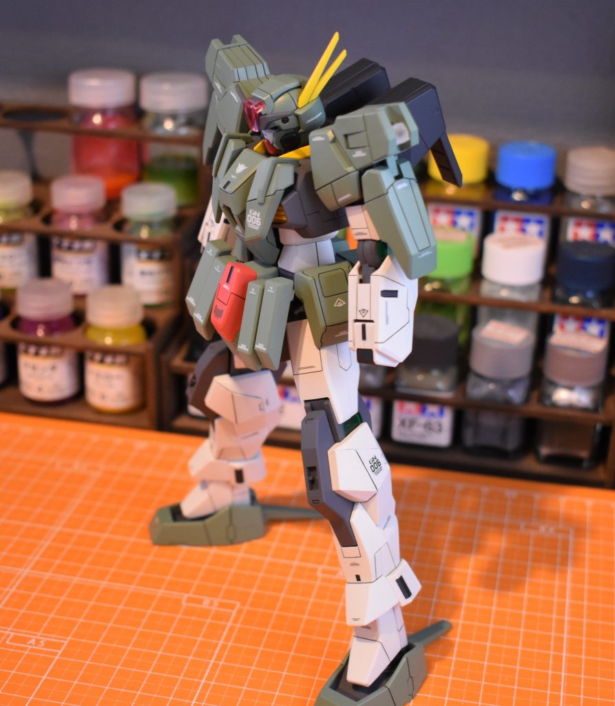 1/100 ケルディムガンダム–3枚目/制作者：しろもももぐ