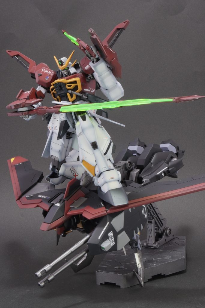 せっかくなのでカラミティガンダムにも乗ってもらいました。