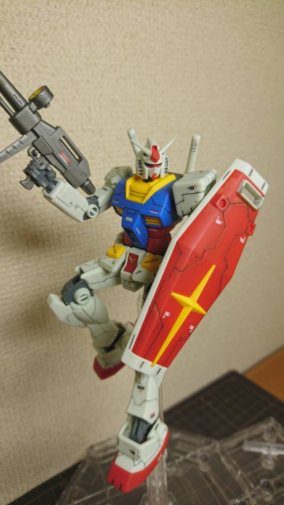 スジ彫りの練習台と化した初代様