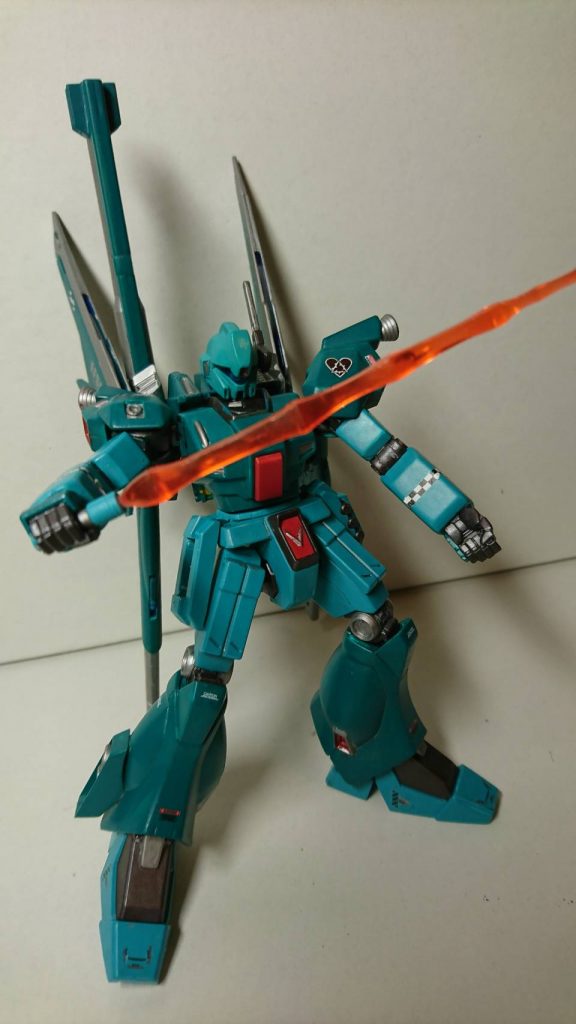 このように妄想を具現化できるのがガンプラの良いところですね