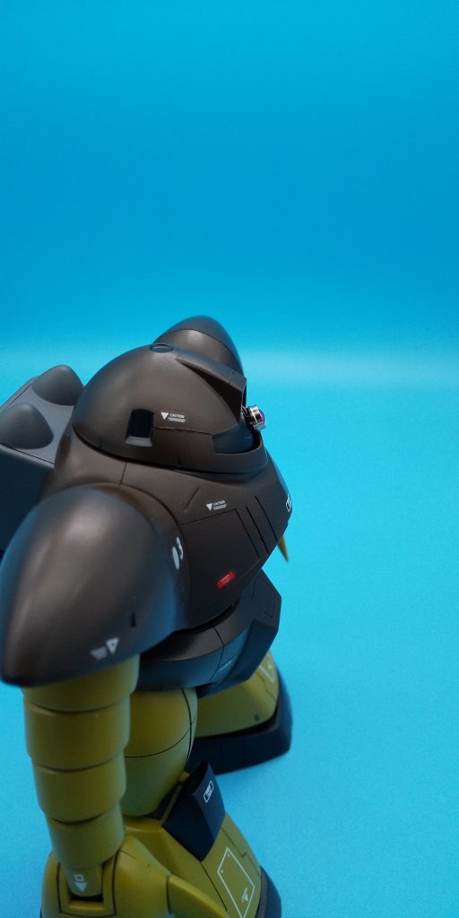 動くようになったのは良いのですが妙に飛び出てるようになり、磁石もパーツから少しはみ出てるので隙間ができて横からの見栄えが良くないですね😅反省点として次から上手くなるように改善策を探そうと思います。