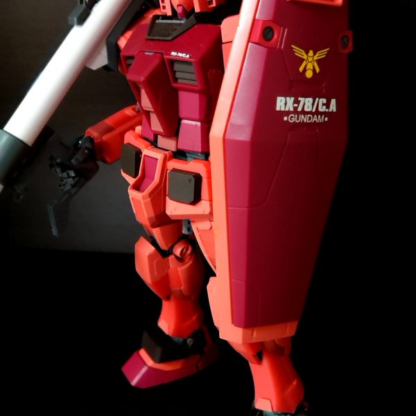 シャア専用ガンダム。