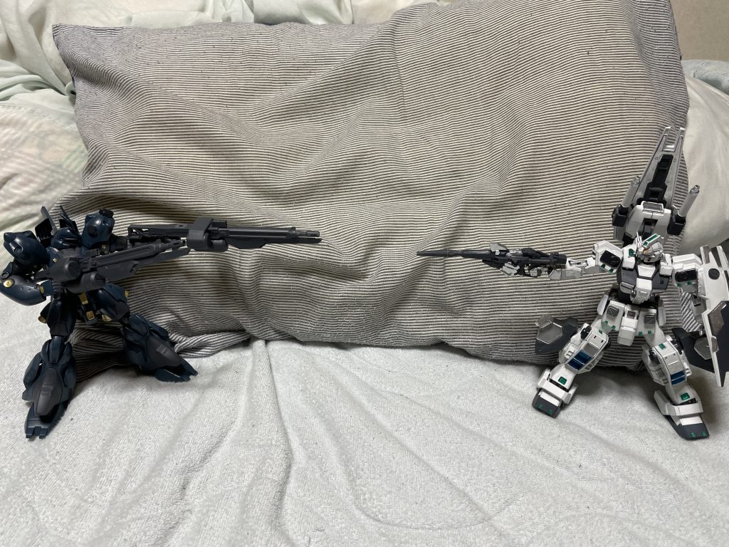 ビームマグナムや新型ジェネレーターの試験中にジオン残党のケンプファーと戦闘を繰り広げる!