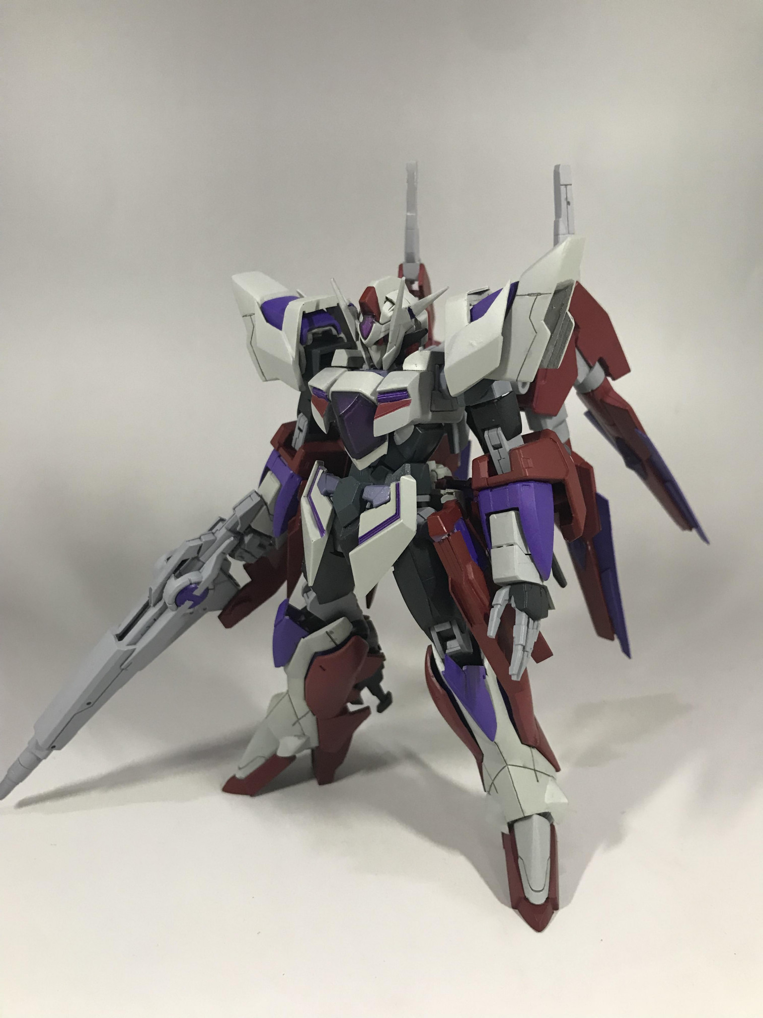 ディストートリボーンズガンダム｜ぶしはめんさんのガンプラ作品