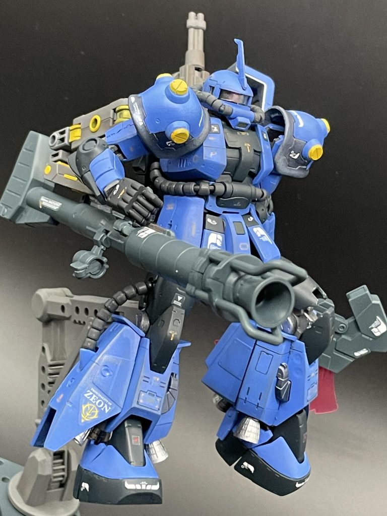 ランチャーはバックパックに付属して逆手持ちで使用!!レッドウォーリアみたいな持ち方が好きでリスペクト( ´ ꒳ ` )ノ