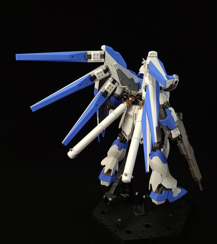 Hi-ν GUNDAM–3枚目/制作者:くろお