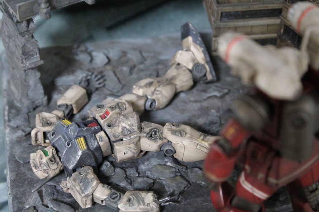 カイ『ヒデー事しやがる！　ここら一帯は壊滅状態だなぁ。生き残りもいやしねぇ』