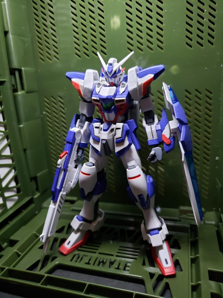 ガンダムエグゼクス3号機–2枚目/制作者：ヒズミ トウガ