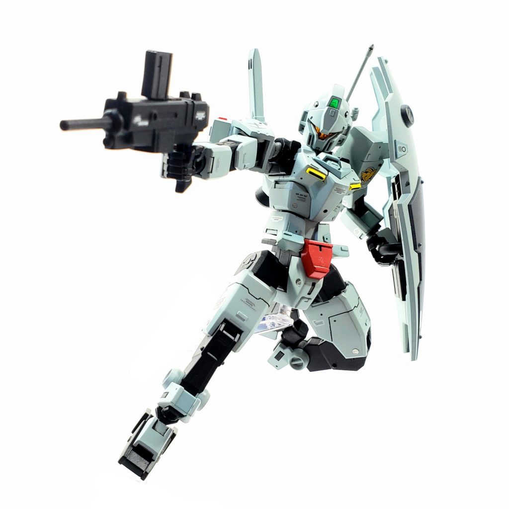 分かりにくいけど2色使ってます。