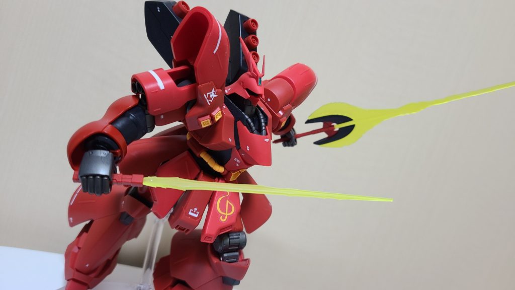 肩や脚にはライン型のデカール貼ってます。