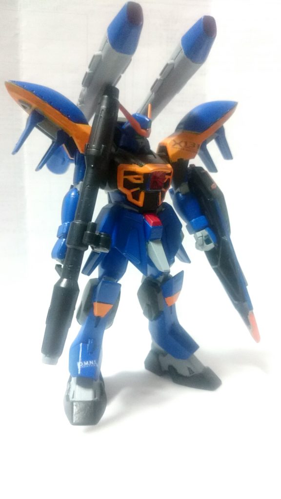 少し武器類がHGに比べ小さいかな？と思いますが、逆にスマートな印象になっていてとてもカッコいいです。