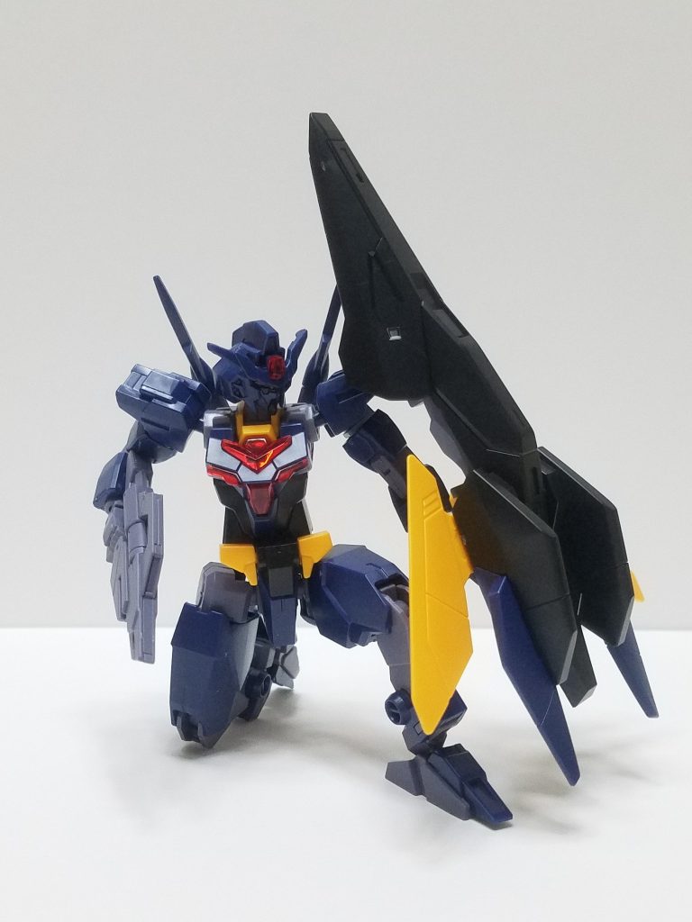 パケ絵の立て膝がカッコいい！