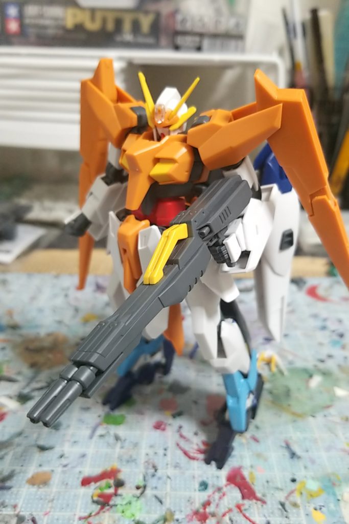 アリオスガンダムにウィングガンダムゼロのバックパックを移植脚部はAGE-2マグナムのものを使用