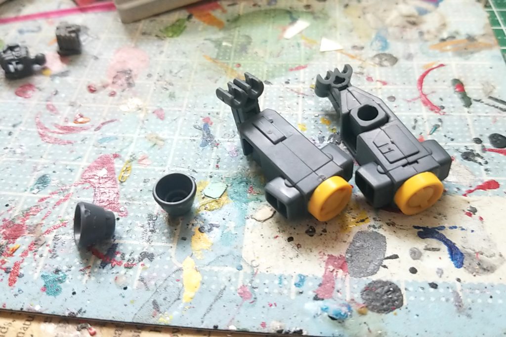 ウィングガンダムゼロのバックパックのバーニア部分をOOの基準のものに変更 